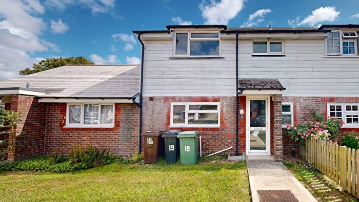 3 Bedroom Property For Sale In Parkwood, Iden, Rye, East Sussex, TN31