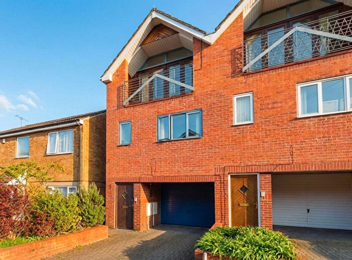 2 Bedroom Town House For Sale In Gladstone Street, Carlton, Nottingham, NG4