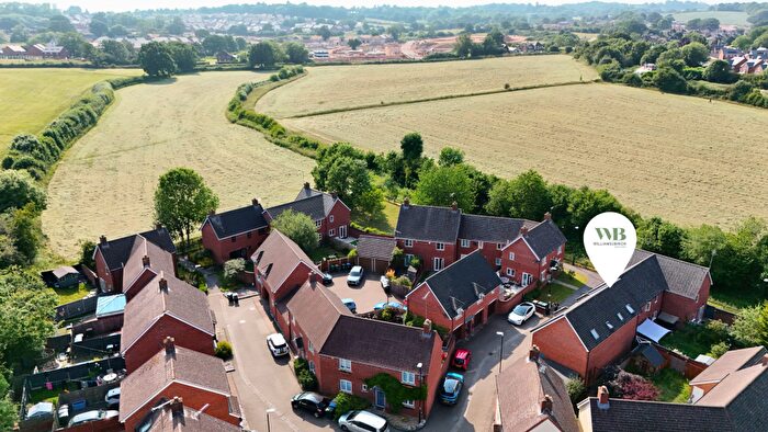 1 Bedroom Coach House For Sale In Yellowstone Close, Keresley, Coventry, CV6