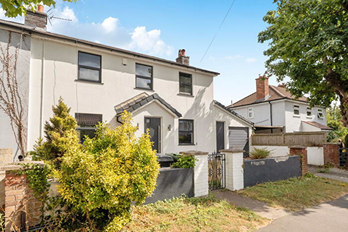 3 Bedroom Semi-Detached House For Sale In Riverleaze, Sea Mills, Bristol, BS9