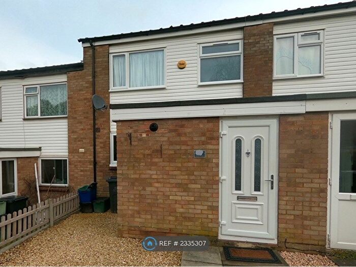3 Bedroom Terraced House To Rent In Viney Bank, Croydon, CR0
