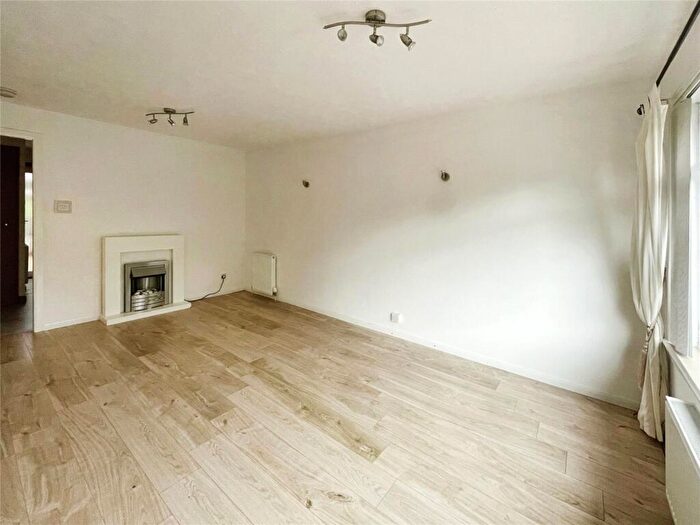 2 Bedroom Bungalow To Rent In Cowal Crescent, Glenrothes, Fife, KY6