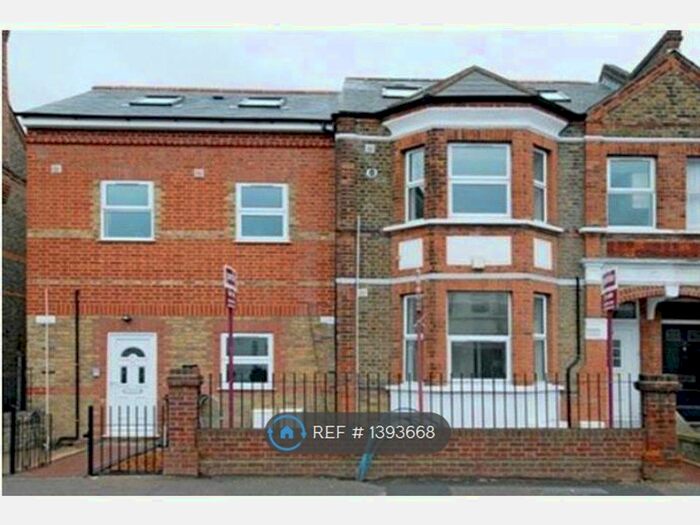 1 Bedroom Flat To Rent In Honor Oak Park, London, SE23