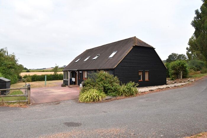 3 Bedroom Detached House To Rent In Old Shelve Farm, Ashford Road, Lenham, ME17