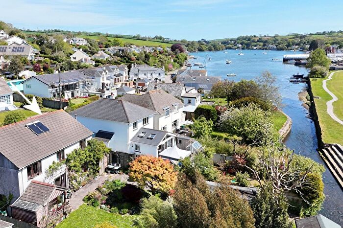 4 Bedroom Detached House For Sale In Trevellan Road, Mylor Bridge, TR11