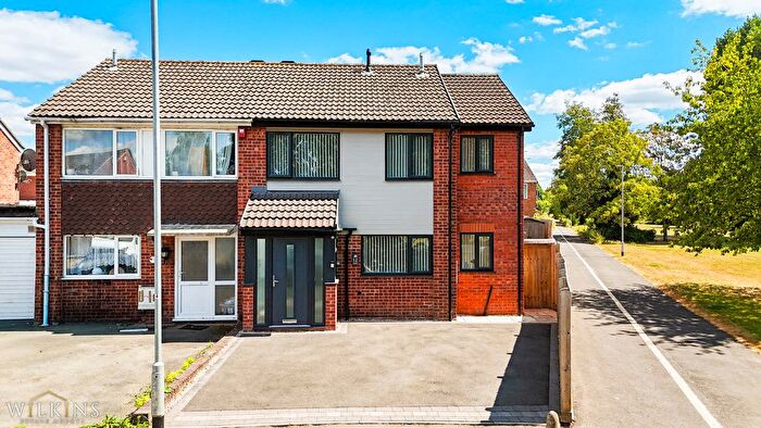 3 Bedroom Semi-Detached House For Sale In Jensen, Tamworth, Staffordshire, B77