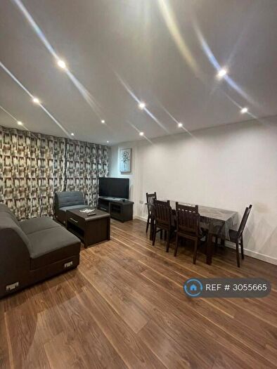 1 Bedroom Flat To Rent In Craven Park, London, NW10