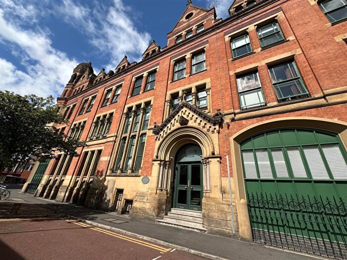 1 Bedroom Apartment For Sale In Chepstow House, Chepstow Street, Manchester, M1