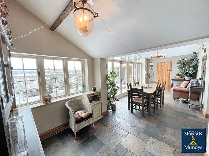 4 Bedroom Detached House For Sale In Manor Lane, Shelford, Nottingham, NG12