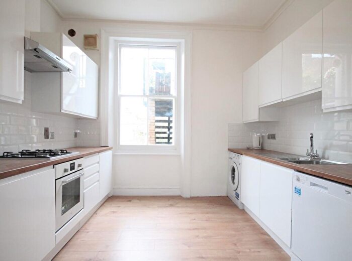 1 Bedroom Flat To Rent In Mansfield Road, Gospel Oak, NW3