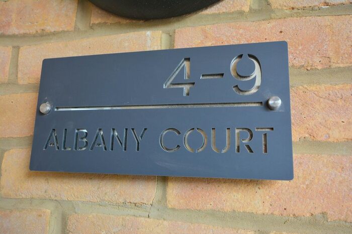 2 Bedroom Flat To Rent In Albany Road, Sittingbourne, ME10