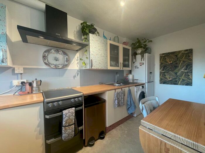 2 Bedroom Flat To Rent In Catton View Court, Norwich, NR3