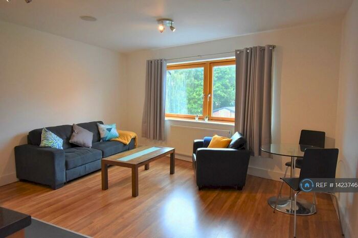 1 Bedroom Flat To Rent In Sharp Street, Prestwich, Manchester, M25