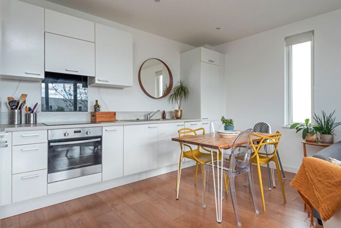 1 Bedroom Flat For Sale In Navigation Road, London, E3