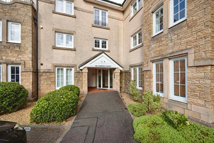 3 Bedroom Flat For Sale In Blenheim Court, Stirling, FK9