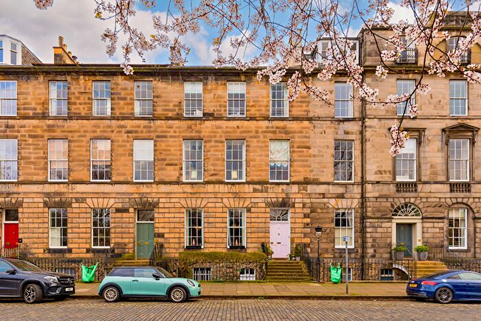 4 Bedroom Town House For Sale In Drummond Place, Edinburgh, EH3
