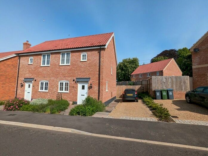 2 Bedroom Semi-Detached House To Rent In Oak Drive, Aldringham, IP16