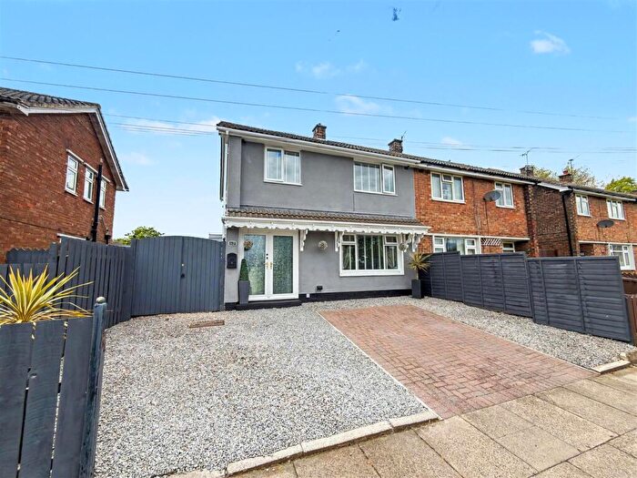 3 Bedroom Semi-Detached House For Sale In Holgate Moor Green, Darlington, DL1