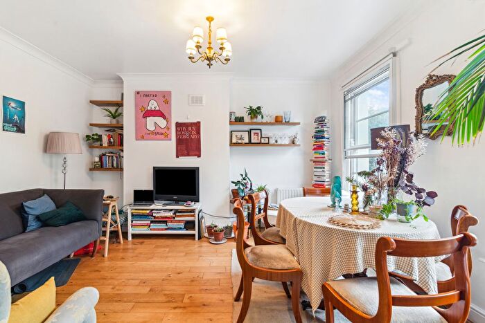 2 Bedroom Flat To Rent In Oxford Road, Kilburn Park, NW6