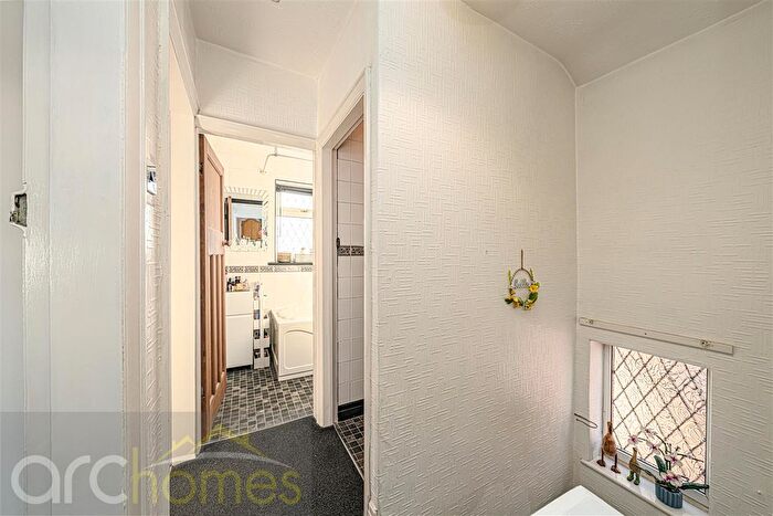 2 Bedroom Semi-Detached House For Sale In Worthing Grove, Atherton, Manchester, M46