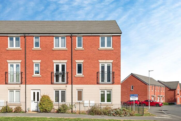 3 Bedroom End Of Terrace House For Sale In Campion Way, Bridgwater, Somerset, TA5