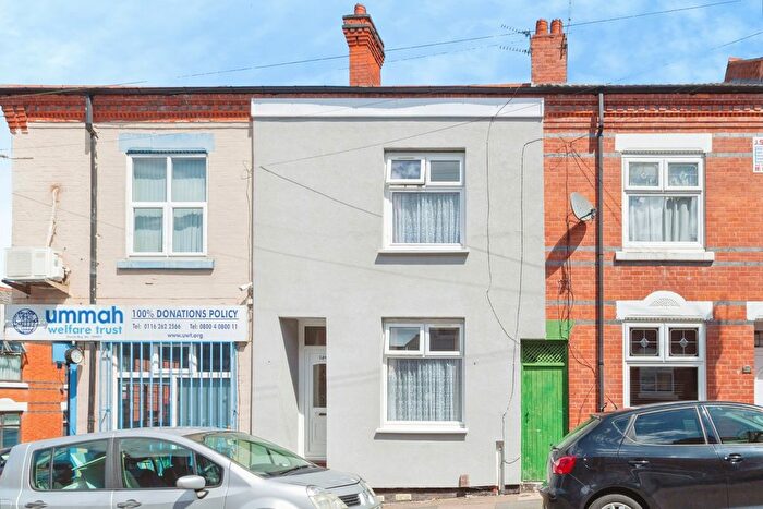 3 Bedroom Terraced House For Sale In Berners Street, Leicester, Leicestershire, LE2