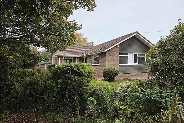 2 Bedroom Bungalow For Sale In Hamilton Close, Havant, Hampshire, PO9