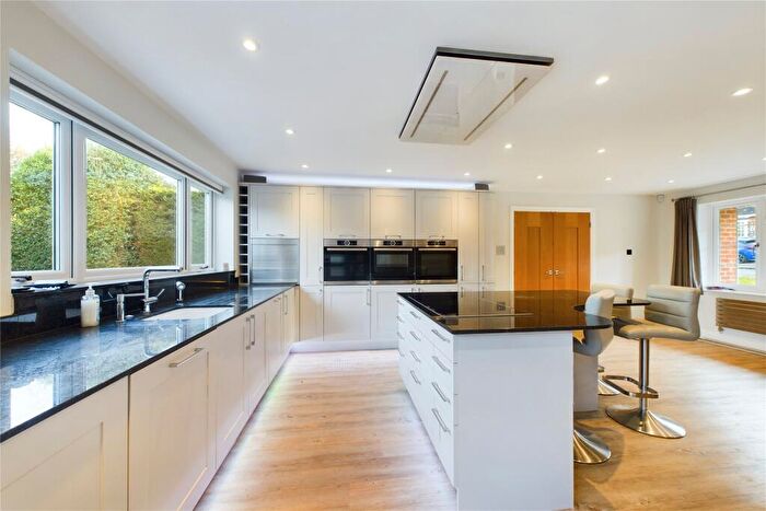 5 Bedroom Detached House To Rent In Mountbatten Rise, Sandhurst, Berkshire, GU47