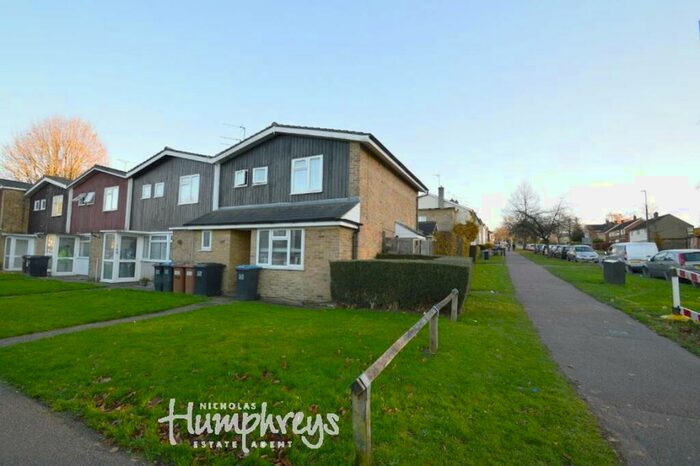 1 Bedroom Property To Rent In Aldykes, AL10