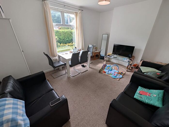 2 Bedroom Barn Conversion To Rent In Ancrum Drive, Dundee, DD2