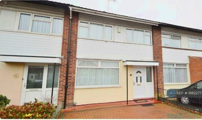 3 Bedroom Terraced House To Rent In Humber Way, Slough, SL3