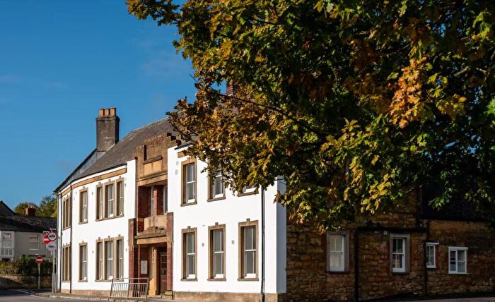 2 Bedroom Flat For Sale In Oborne Road, Sherborne, DT9