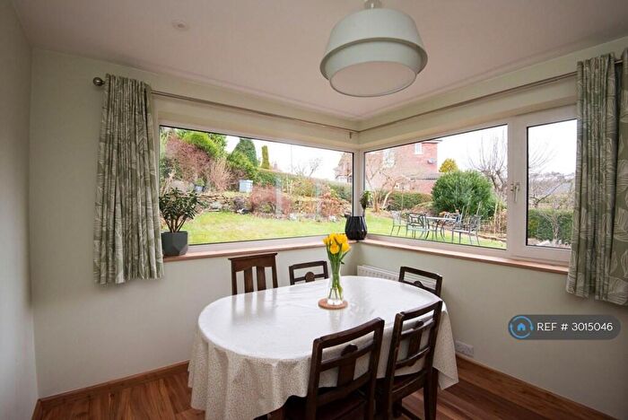 3 Bedroom Semi-Detached House To Rent In Knab Close, Sheffield, S7