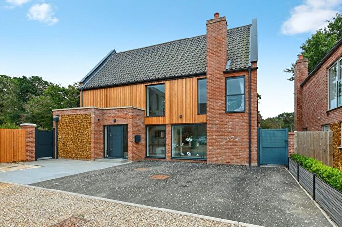 4 Bedroom Detached House For Sale In Davy Field, Lynn Road, Ingoldisthorpe, King's Lynn, PE31