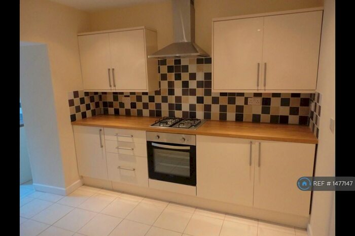 3 Bedroom Terraced House To Rent In Bailey Street, Ton Pentre, Pentre, CF41