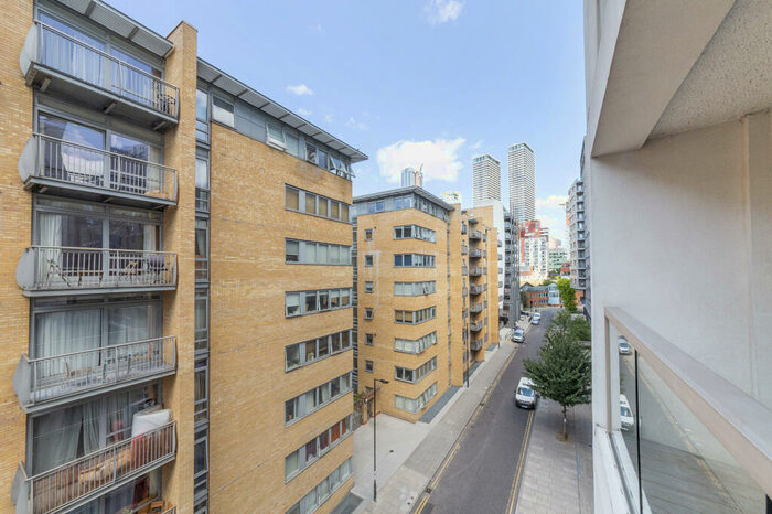2 Bedroom Apartment To Rent In Denison House, Lanterns Way, London, E14