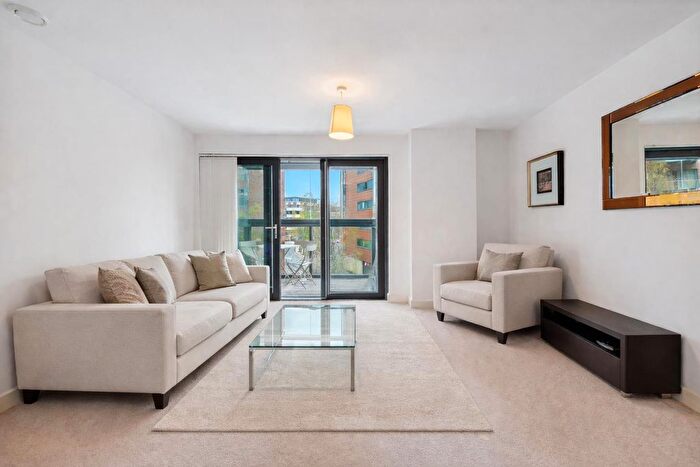 1 Bedroom Flat For Sale In Montreal House, Surrey Quays Road, SE16