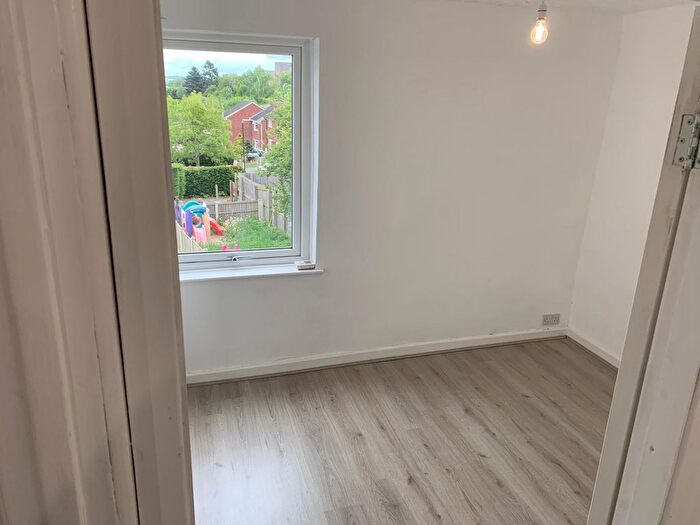 4 Bedroom Property To Rent In Coronation Road, Brimington, Chesterfield, S43