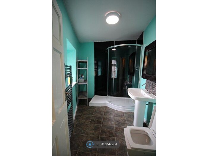 2 Bedroom Flat To Rent In Whalley Road, Clayton Le Moors, Accrington, BB5