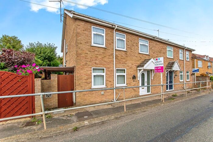 4 Bedroom Semi Detached House For Sale In High Road, Elm, Wisbech, PE14