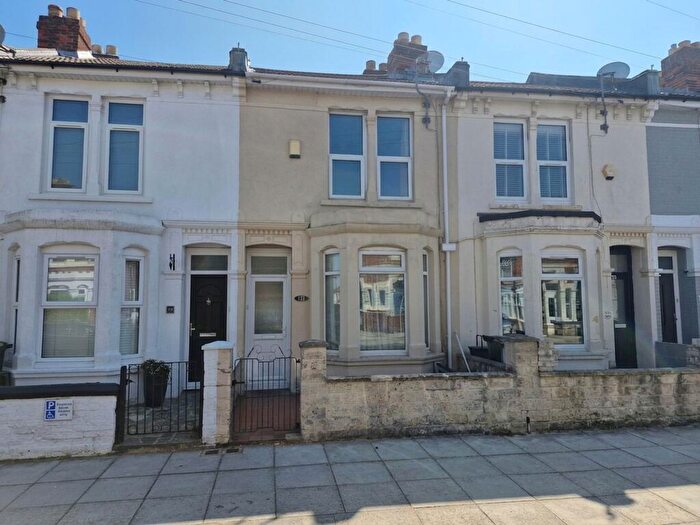 3 Bedroom Terraced House For Sale In St. Pirans Avenue, Portsmouth, PO3