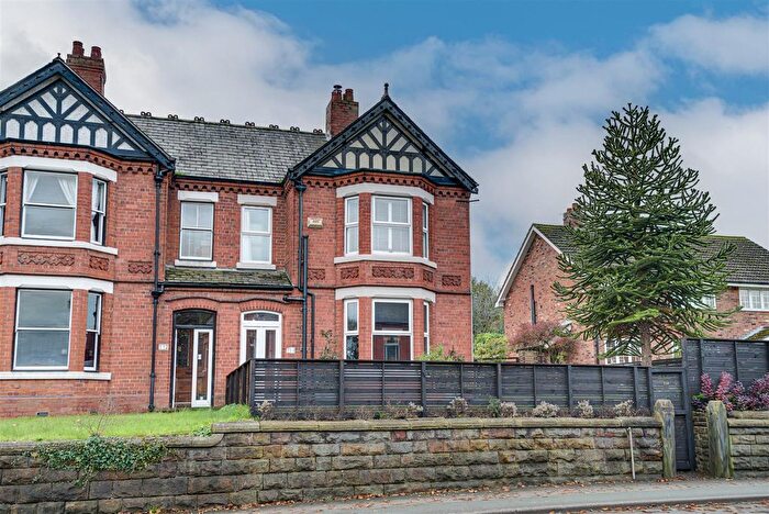 4 Bedroom Semi Detached House For Sale In West Road, Congleton, CW12