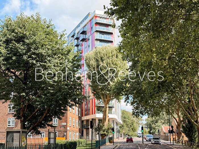 1 Bedroom Apartment To Rent In Sky Apartments, Homerton Road, London, E9