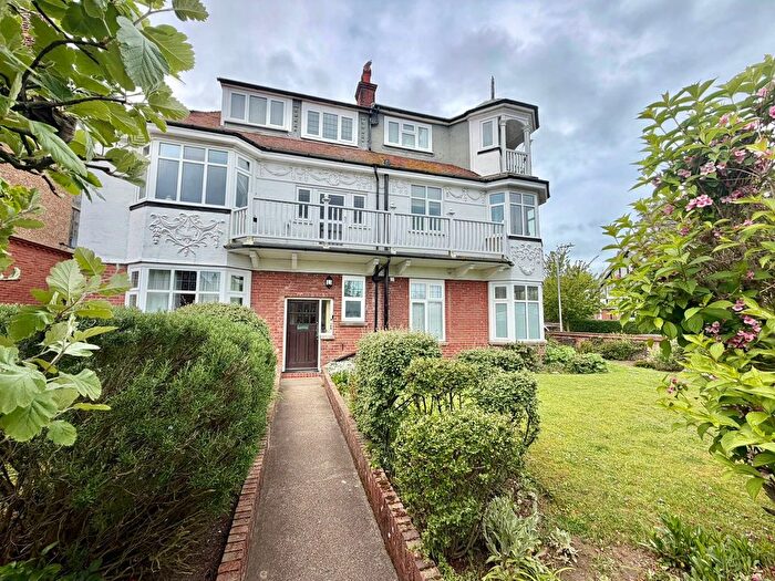 2 Bedroom Flat To Rent In Devonshire Gardens, Margate, CT9