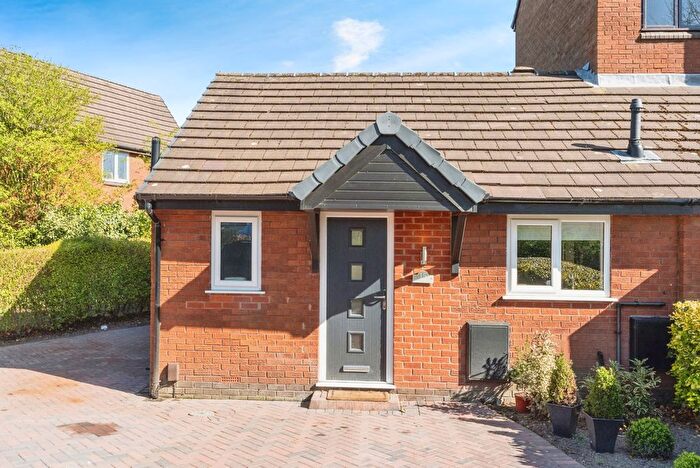 1 Bedroom Semi-Detached House For Sale In Barmouth Close, Warrington, Cheshire, WA5