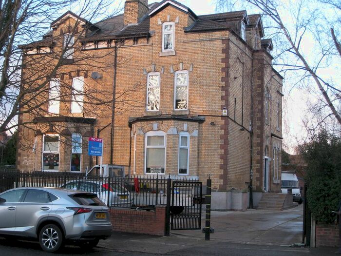 2 Bedroom Flat To Rent In Derbyshire Lane, Manchester, M32