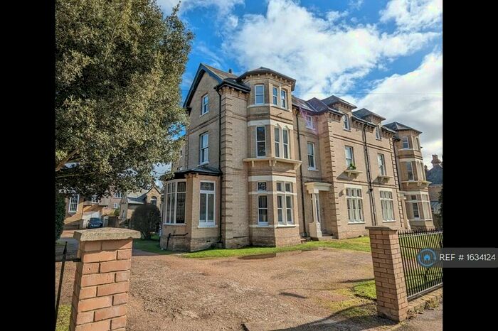 2 Bedroom Flat To Rent In Victoria Road, Colchester, CO3