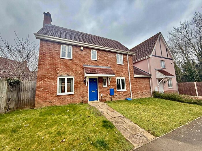 3 Bedroom House To Rent In Barnham Close, Chapel Break, Norwich, NR5