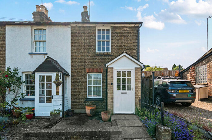 2 Bedroom End Of Terrace House For Sale In Malt Shovel Cottages, Eynsford, Kent, DA4