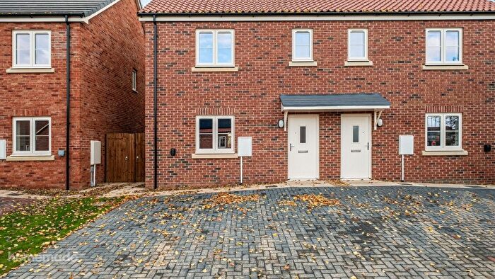 3 Bedroom Semi Detached House For Sale In Brunswick Fields, Long Sutton, Long Sutton, PE12